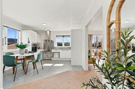 Photo of property in 11 Gray Avenue, Te Puke, 3119
