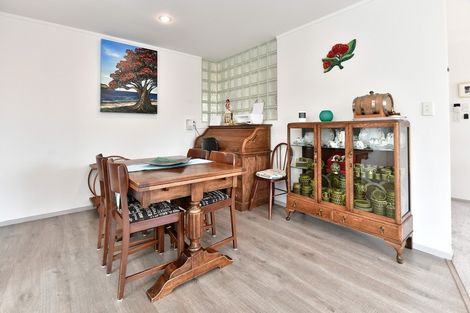 Photo of property in 24 Red Hibiscus Road, Stanmore Bay, Whangaparaoa, 0932