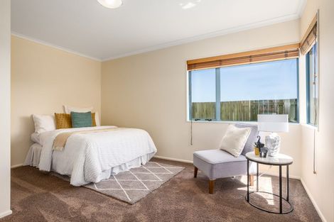 Photo of property in 60 Navigation Drive, Whitby, Porirua, 5024