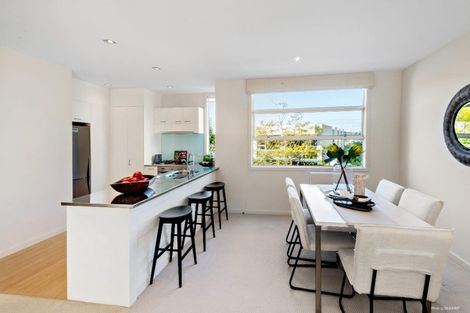 Photo of property in 9/4 Campbell Road, Takapuna, Auckland, 0622