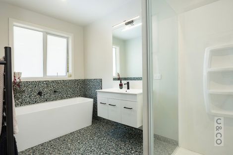 Photo of property in 43 Awatiro Drive, Kaukapakapa, 0871