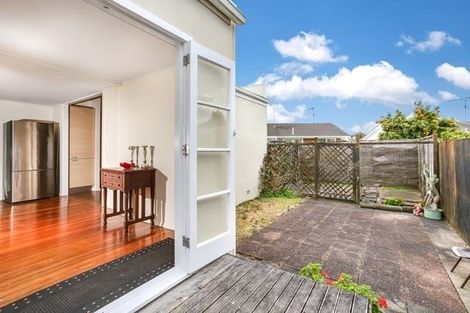Photo of property in 1/22 Opaheke Road, Papakura, 2110