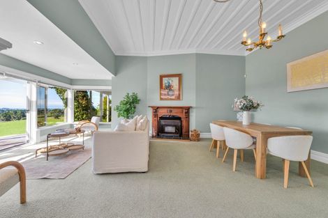 Photo of property in 568 South Road, Omata, New Plymouth, 4374