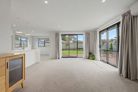 Photo of property in 74a Middleton Road, Upper Riccarton, Christchurch, 8041