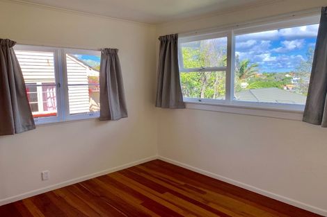 Photo of property in 2/164 Forrest Hill Road, Forrest Hill, Auckland, 0620