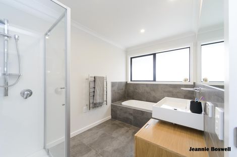 Photo of property in 10 Peckham Lane, Ashhurst, 4810