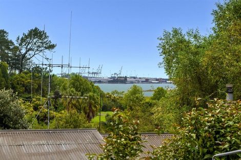 Photo of property in 73 Sutherland Road, Brookfield, Tauranga, 3110