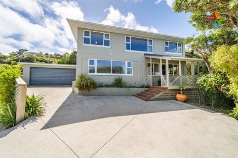 Photo of property in 46 Maungaraki Road, Korokoro, Lower Hutt, 5012
