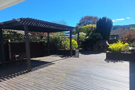 Photo of property in 18 Craig Grove, Elderslea, Upper Hutt, 5018