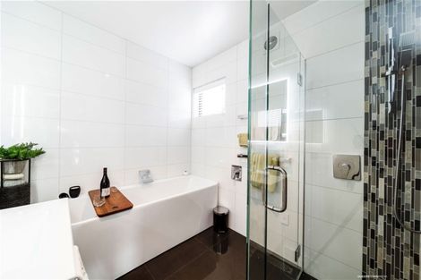 Photo of property in 7a Rannoch Drive, Jacks Point, Queenstown, 9371