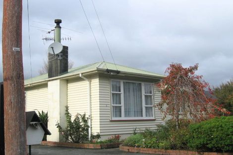 Photo of property in 6 Richard Grove, Stokes Valley, Lower Hutt, 5019