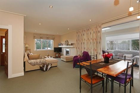 Photo of property in 5 Layard Street, Opunake, 4616