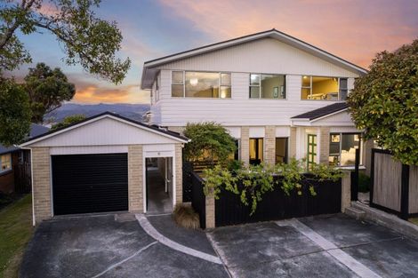 Photo of property in 11 Spinnaker Drive, Whitby, Porirua, 5024
