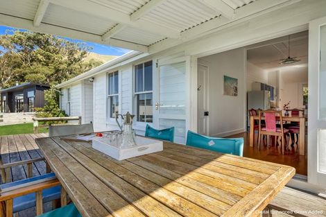 Photo of property in 4c Shoal Beach Road, Aramoana, Omakere, 4271