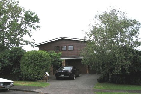 Photo of property in 7 Totara Grove, Hillcrest, Auckland, 0627