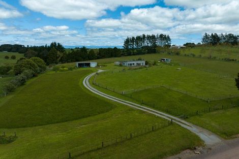 Photo of property in 33 Signal Road, Okaihau, 0475
