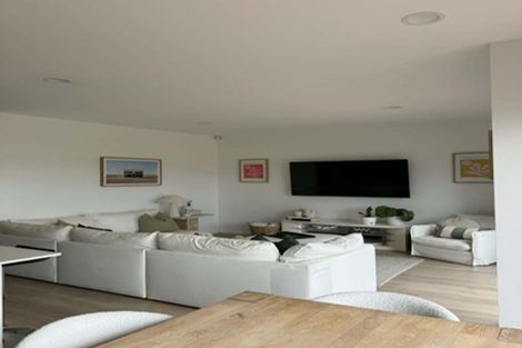 Photo of property in 8 Berba Lane, Westgate, Auckland, 0814