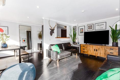 Photo of property in Onslow Heights, 17g Onslow Road, Khandallah, Wellington, 6035
