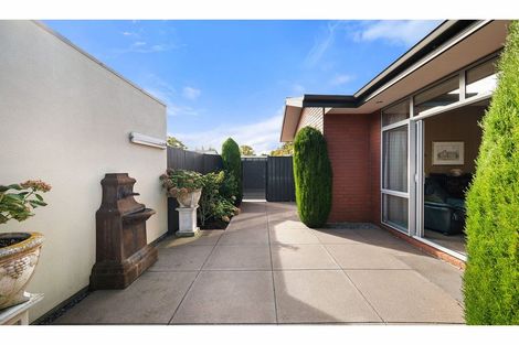 Photo of property in 2/10 Rata Street, Riccarton, Christchurch, 8041