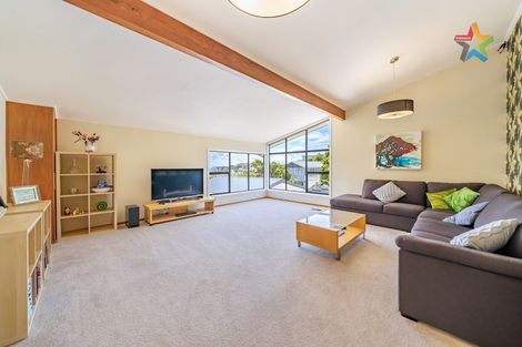 Photo of property in 4 Protea Street, Maungaraki, Lower Hutt, 5010