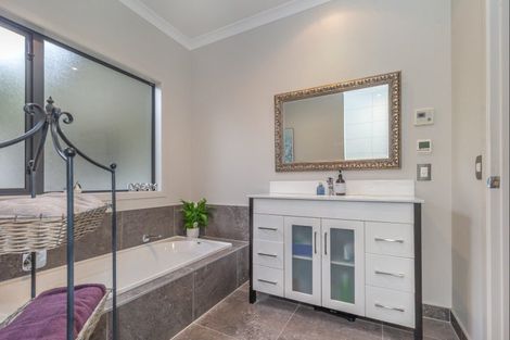 Photo of property in 36 Saint Laurent Way, Ohau, Levin, 5570