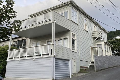 Photo of property in 14 Prince Street, Mount Victoria, Wellington, 6011