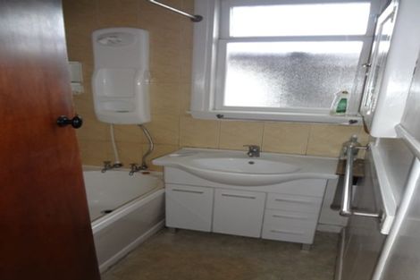 Photo of property in 67 Hoani Street, Northcote, Christchurch, 8052