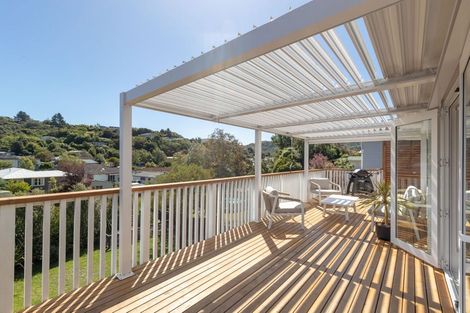 Photo of property in 82 Thomas Street, Stokes Valley, Lower Hutt, 5019