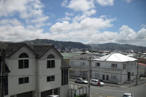 Photo of property in 6/117 Austin Street, Mount Victoria, Wellington, 6011