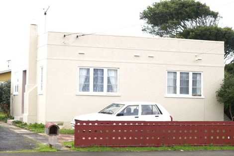 Photo of property in 48 Earlsworth Road, Mangere East, Auckland, 2024