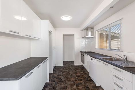 Photo of property in 14a Mildmay Road, Henderson, Auckland, 0610