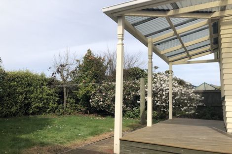 Photo of property in 90 Palatine Terrace, Saint Martins, Christchurch, 8022