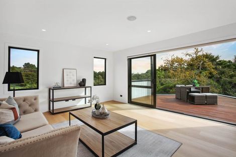 Photo of property in 28a Oliver Twist Avenue, Mellons Bay, Auckland, 2014