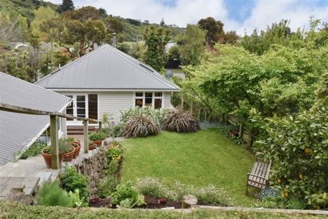 Photo of property in 103 Bay View Road, Moncks Bay, Christchurch, 8081