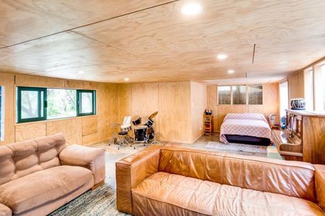 Photo of property in 7 Albert Street, Clive, 4102