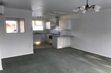 Photo of property in 25 Wai-iti Crescent, Woburn, Lower Hutt, 5010