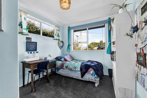 Photo of property in 28 Durham Avenue, Welbourn, New Plymouth, 4312