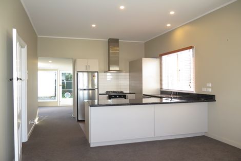 Photo of property in 215 Church Street, West End, Timaru, 7910