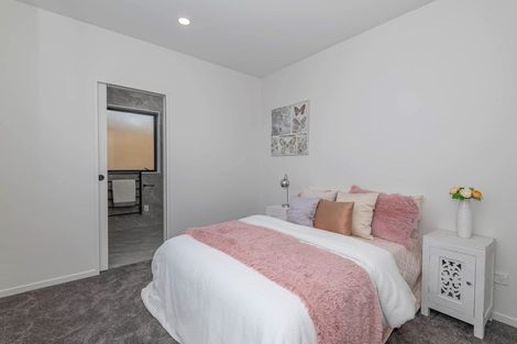 Photo of property in 10 Rockpool Road, Orewa, 0931