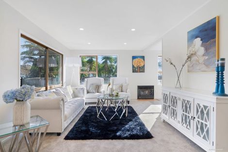 Photo of property in 5 Fiesta Drive, Half Moon Bay, Auckland, 2012