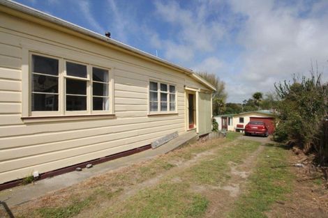 Photo of property in 88 Avenue Road, Foxton, 4814