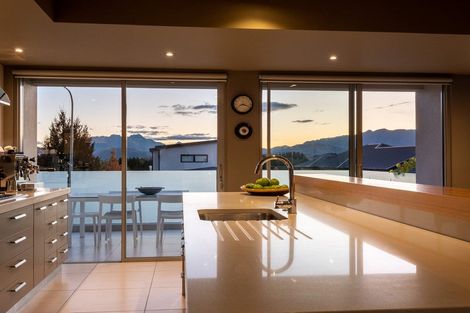 Photo of property in 1 Advance Terrace, Arrowtown, 9302