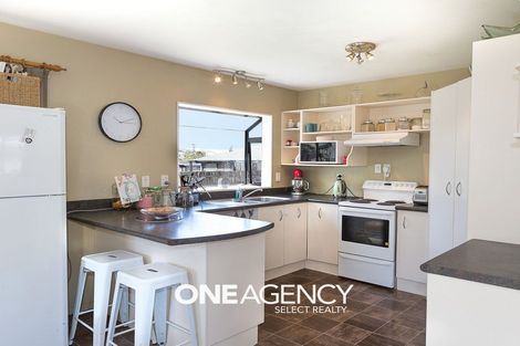 Photo of property in 20 Te Hiko Street, Takapuwahia, Porirua, 5022