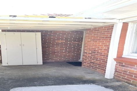 Photo of property in 1/46 Fruitvale Road, New Lynn, Auckland, 0600