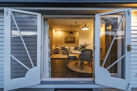 Photo of property in 79 Bridle Path Road, Heathcote Valley, Christchurch, 8022