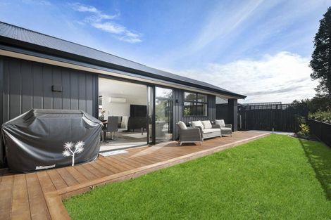 Photo of property in 10 Serenity Drive, Omokoroa, 3114