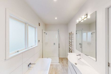 Photo of property in 34 Rama Crescent, Khandallah, Wellington, 6035