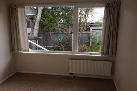 Photo of property in 43 Saffron Street, Birkdale, Auckland, 0626