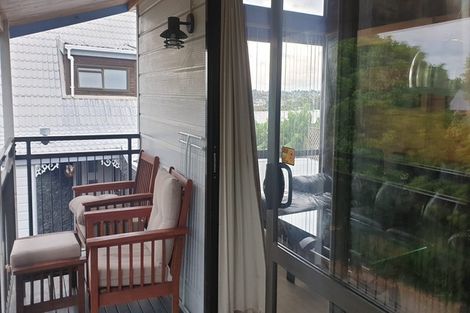 Photo of property in 1 Glenvar Road, Torbay, Auckland, 0630