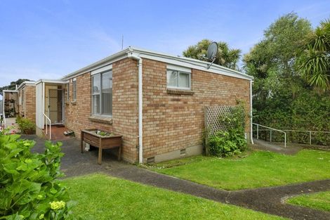 Photo of property in 410b Devon Street East, Strandon, New Plymouth, 4312
